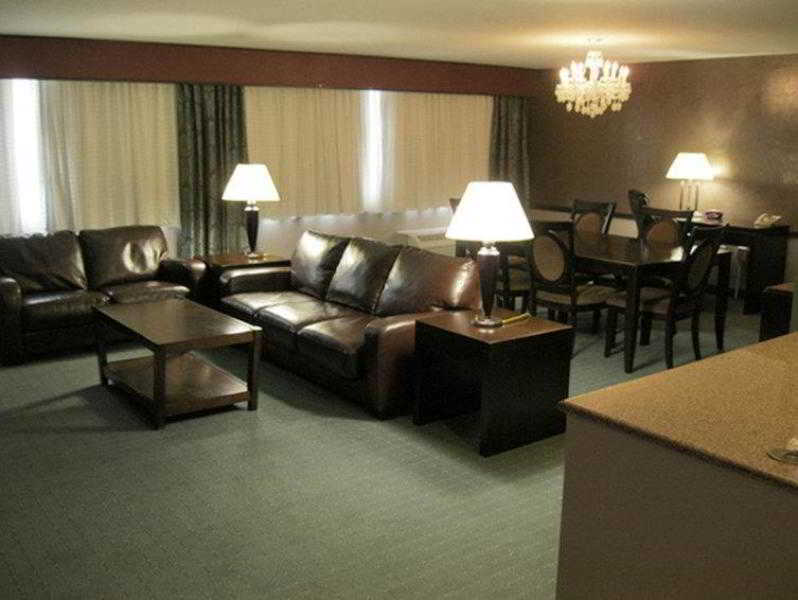 Causeway Bay Hotel Lansing Restauracja zdjęcie