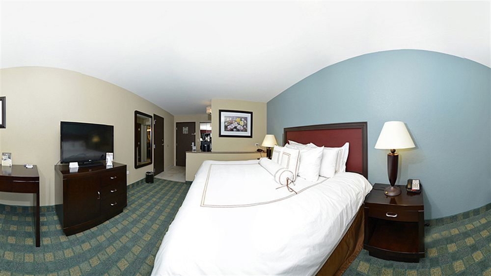 Causeway Bay Hotel Lansing Zewnętrze zdjęcie