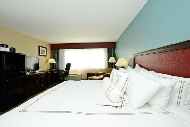 Causeway Bay Hotel Lansing Zewnętrze zdjęcie